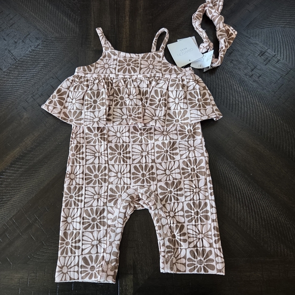 Grayson Mini Pink And Brown Floral Ribbed Ruffle Romper Jumpsuit 3-6M New Girl's - Picture 1 of 8